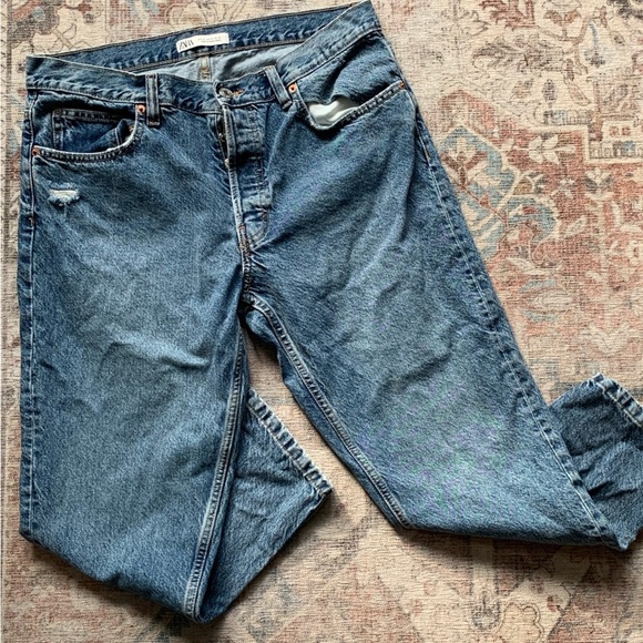 5/$25 Item ZARA Button Fly Jeans - Picture 1 of 3